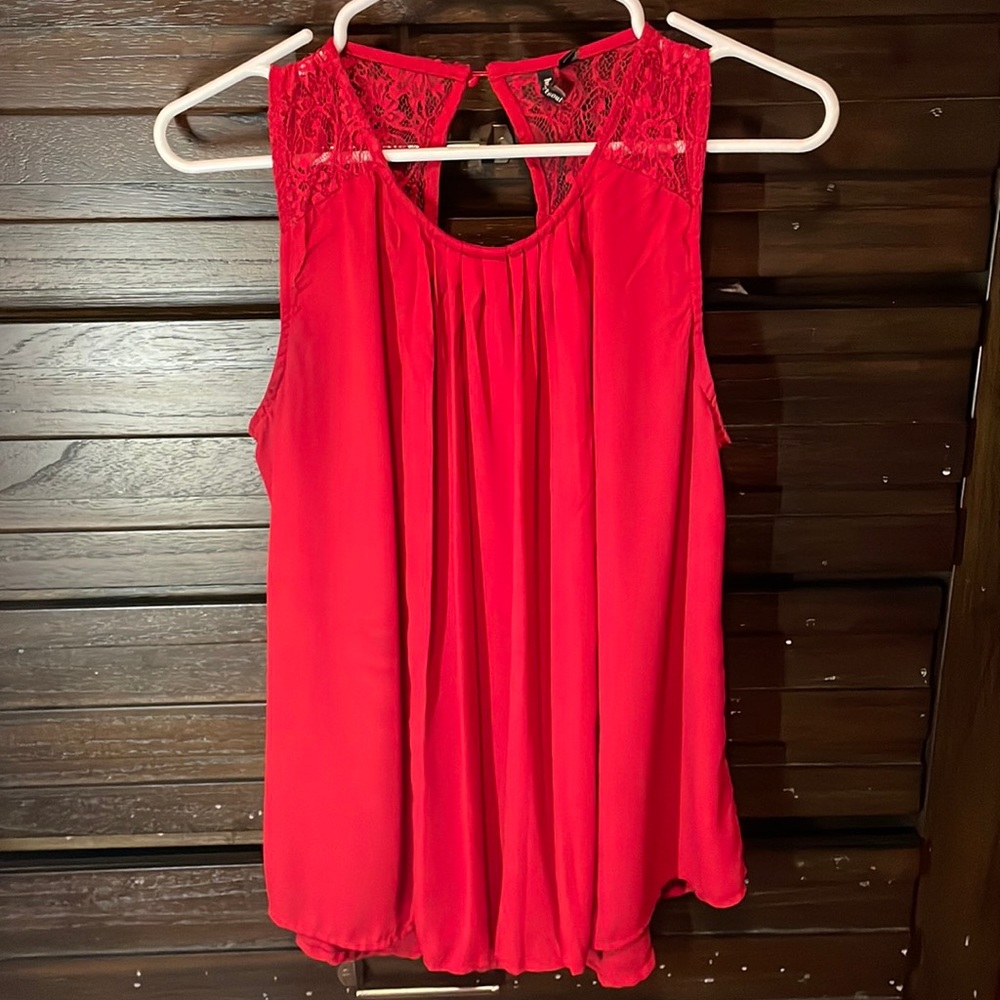Heart soul medium, red flowy blouse with Lacey top and peekaboo back